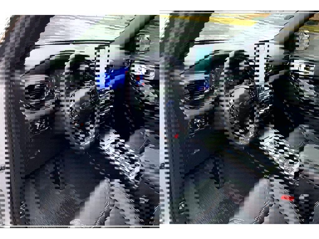 Used 2024 Ford Explorer ST w/ Equipment Group 401A image 16