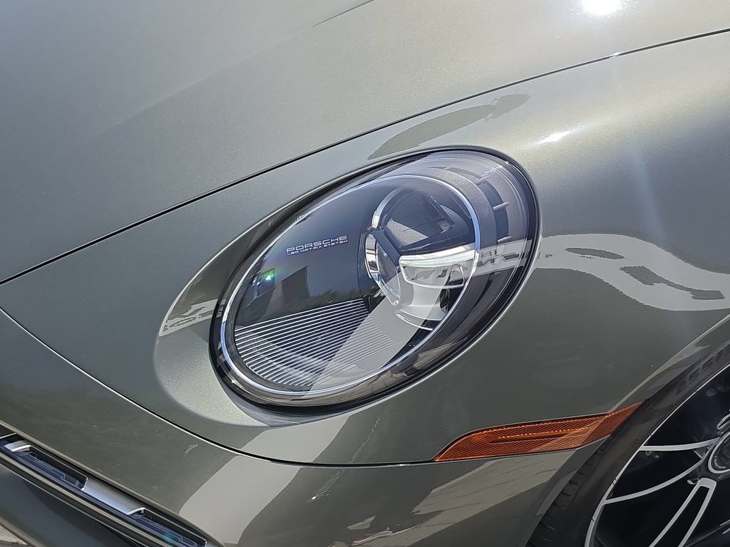 Used 2022 Porsche 911 Turbo AWD/4WD image 11