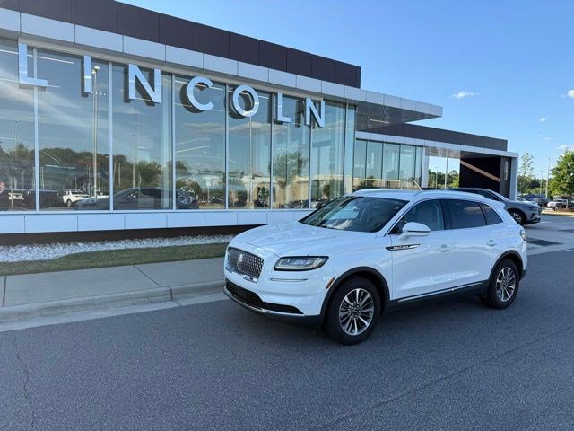 Used 2023 Lincoln Nautilus FWD w/ Premium Package image 1