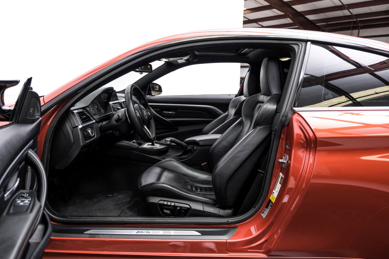 Used 2015 BMW M4 Coupe w/ Executive Package image 4