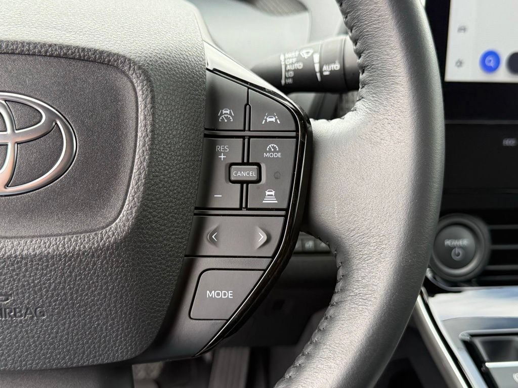 Certified 2025 Toyota bZ4X FWD image 26
