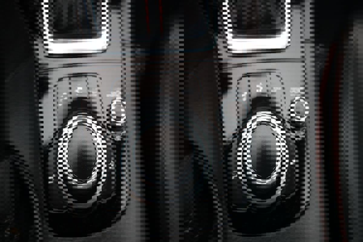 Used 2016 MAZDA MAZDA3 i Grand Touring image 30