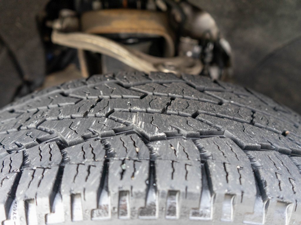 Used 2019 Chevrolet Silverado 1500 LT w/ All-Star Edition image 29