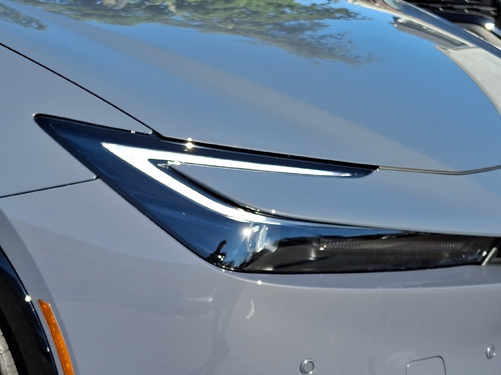 Certified 2026 Toyota Prius Plug-In Hybrid FWD image 9