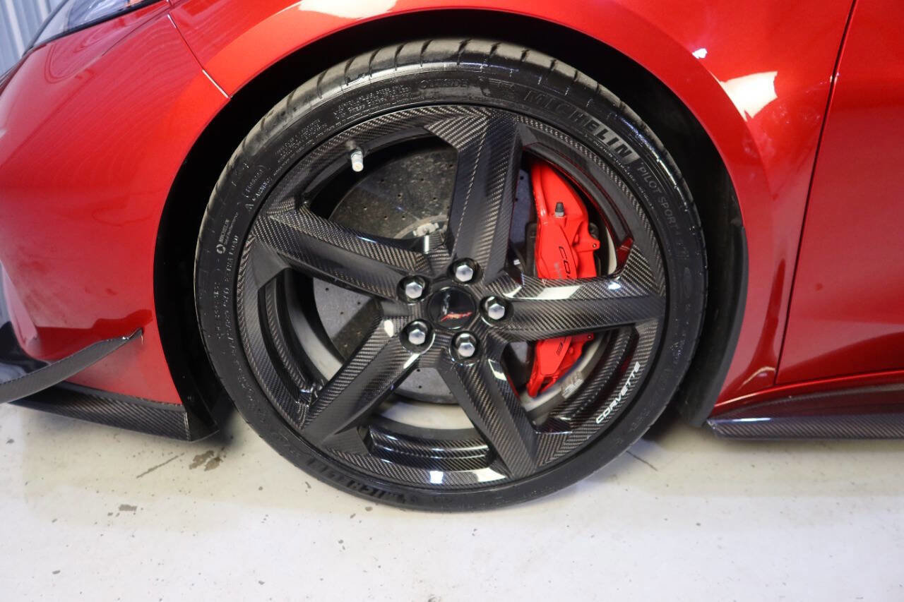 Used 2024 Chevrolet Corvette Z06 w/ Z07 Performance Package image 9