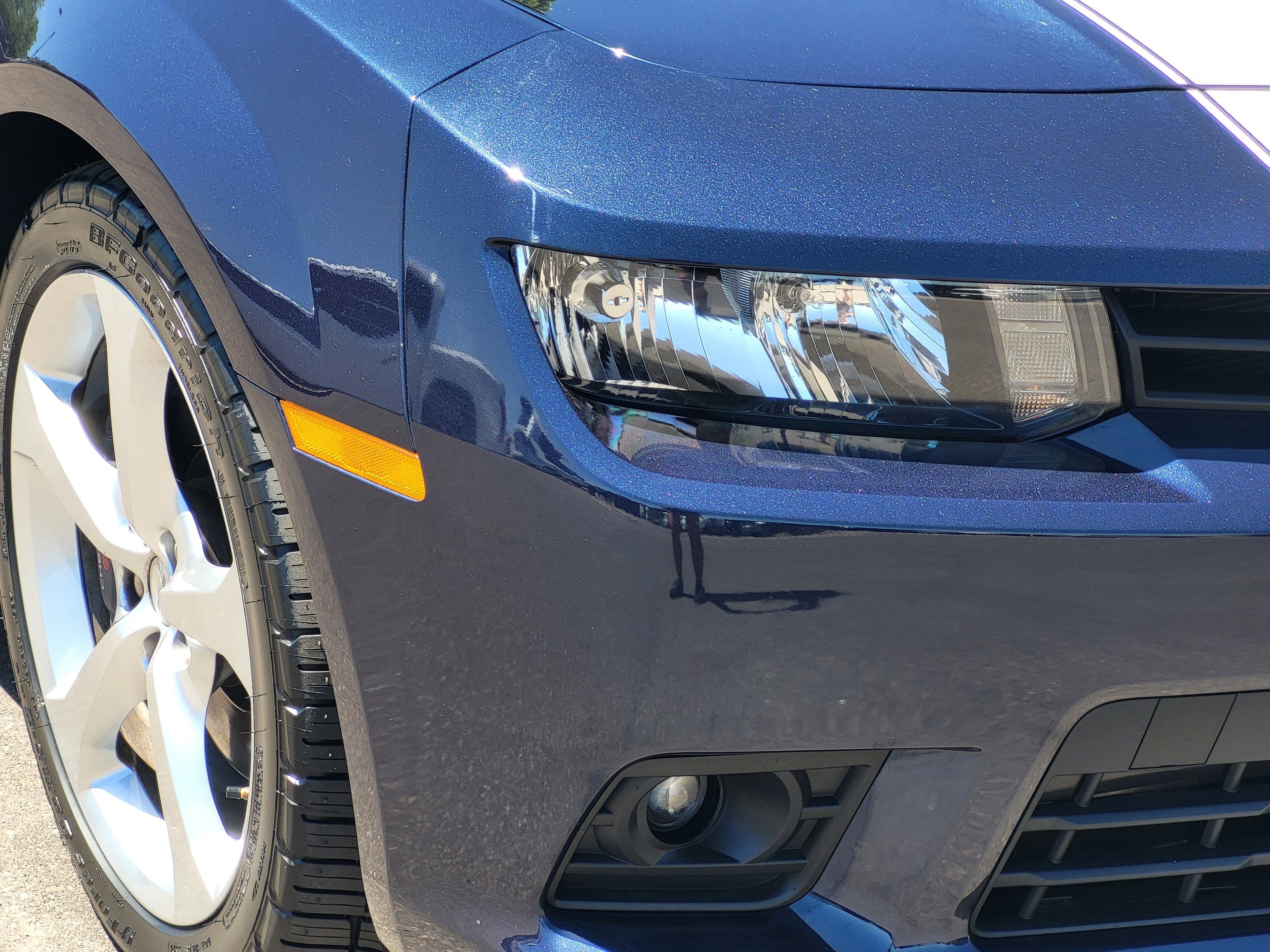 Used 2015 Chevrolet Camaro SS w/ Rear Vision Package RWD image 5