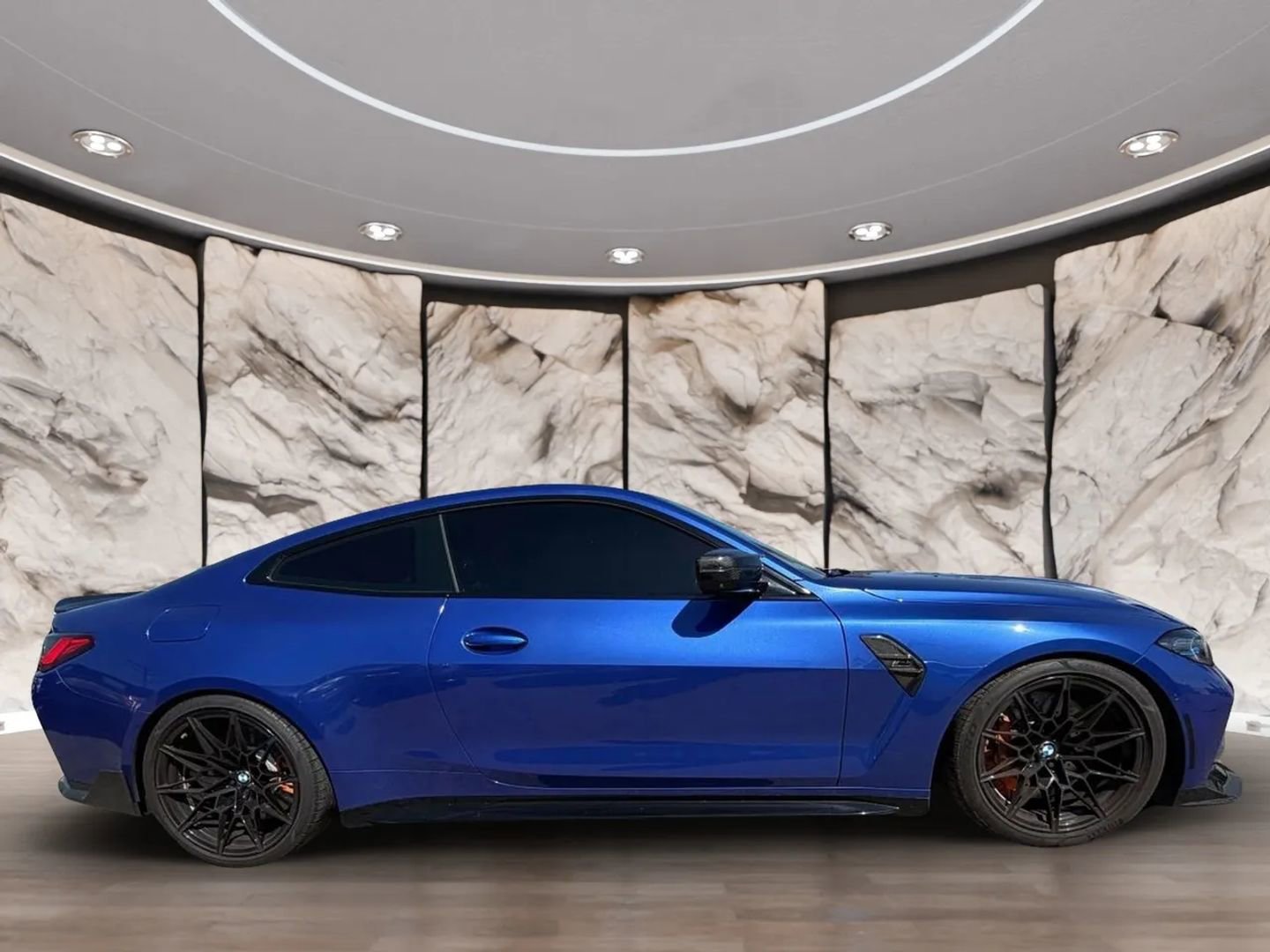 Used 2021 BMW M4 Competition w/ Executive Package RWD image 3