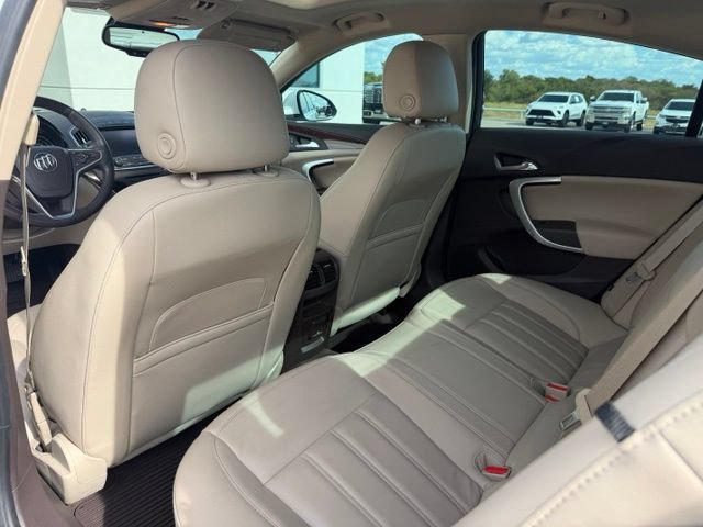 Used 2016 Buick Regal Premium FWD image 13