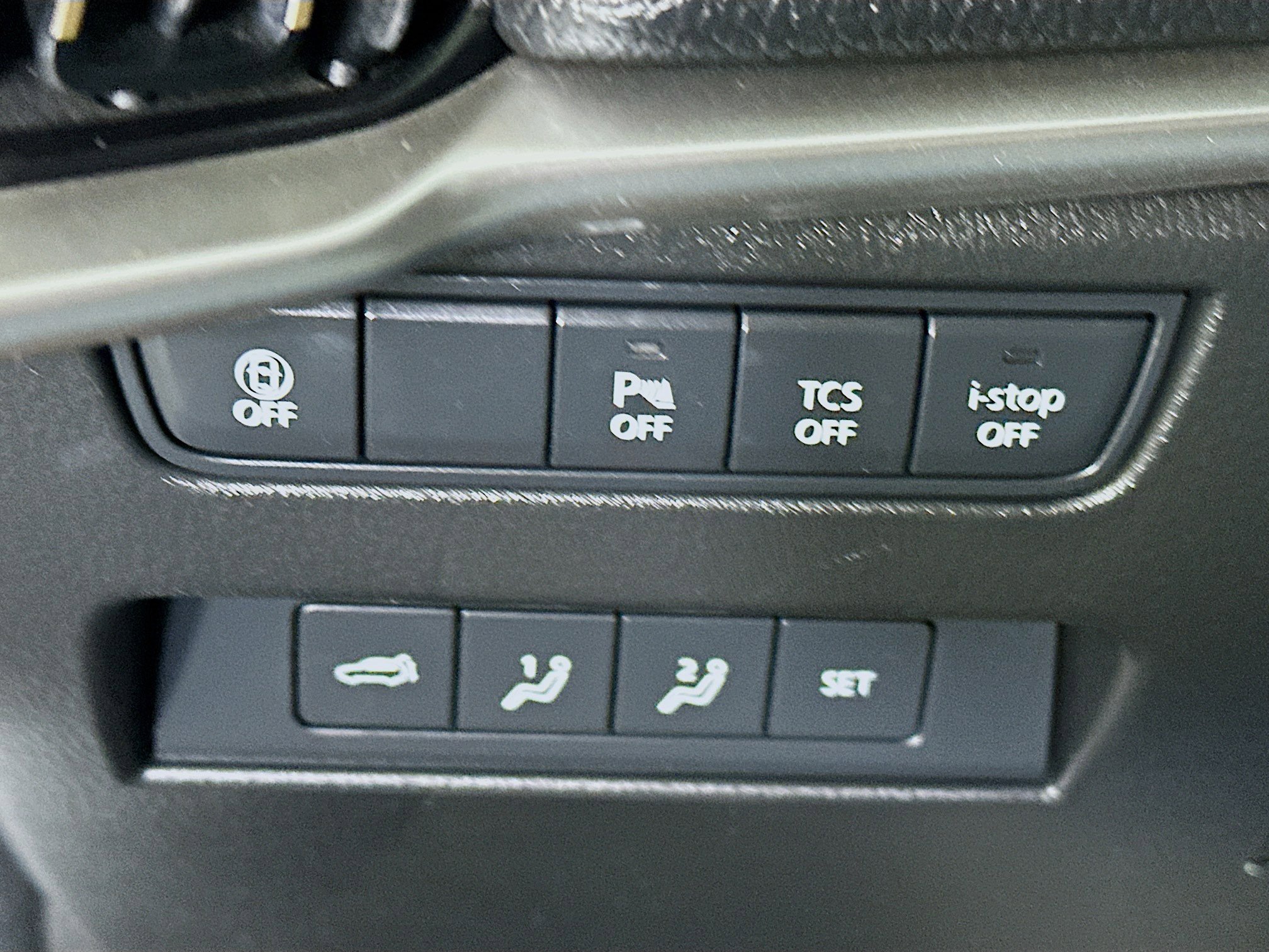 Used 2025 MAZDA CX-90 3.3 Turbo w/ Premium Sport Pkg image 17