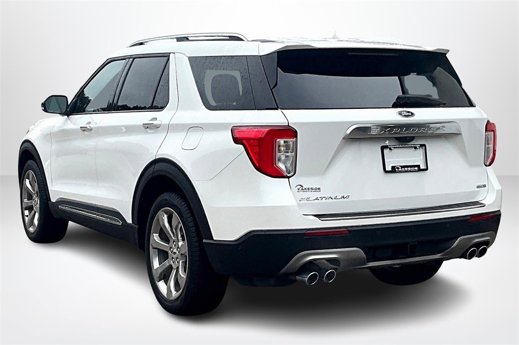 Used 2020 Ford Explorer Platinum w/ Premium Technology Package image 4