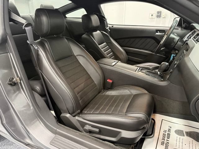 Used 2014 Ford Mustang GT Premium RWD image 28