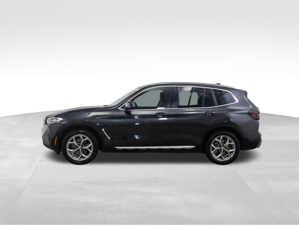 Certified 2023 BMW X3 xDrive30i w/ Premium Package image 2
