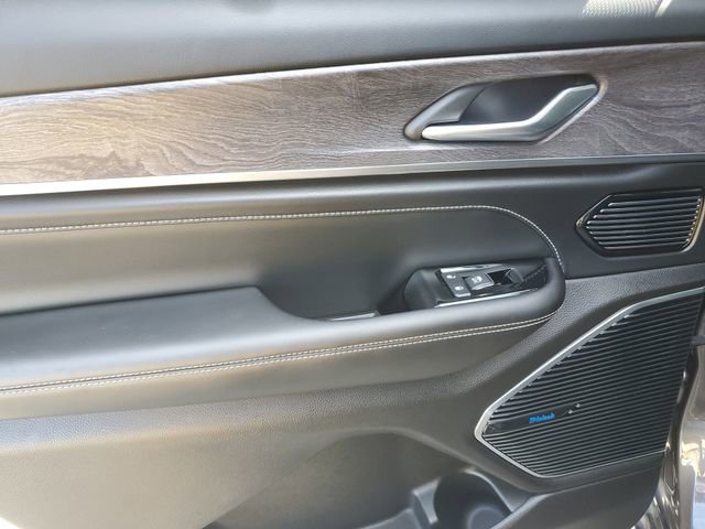 Certified 2021 Jeep Grand Cherokee L Overland w/ Luxury Tech Group IV image 15