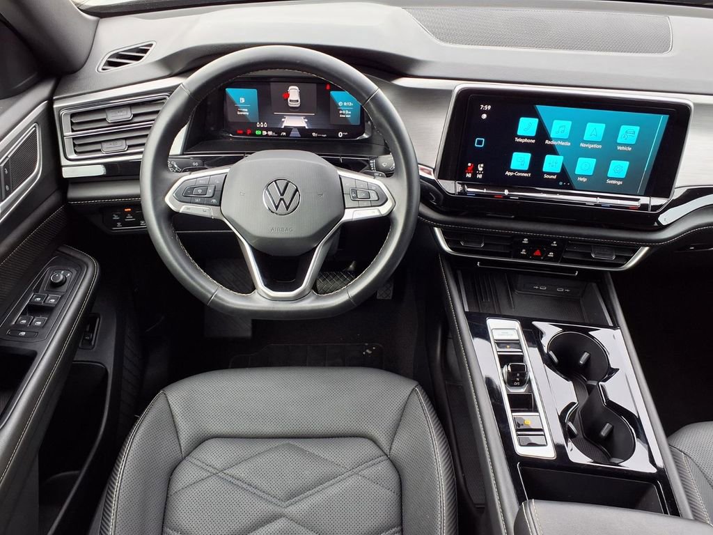 Used 2025 Volkswagen Atlas Cross Sport SE image 6
