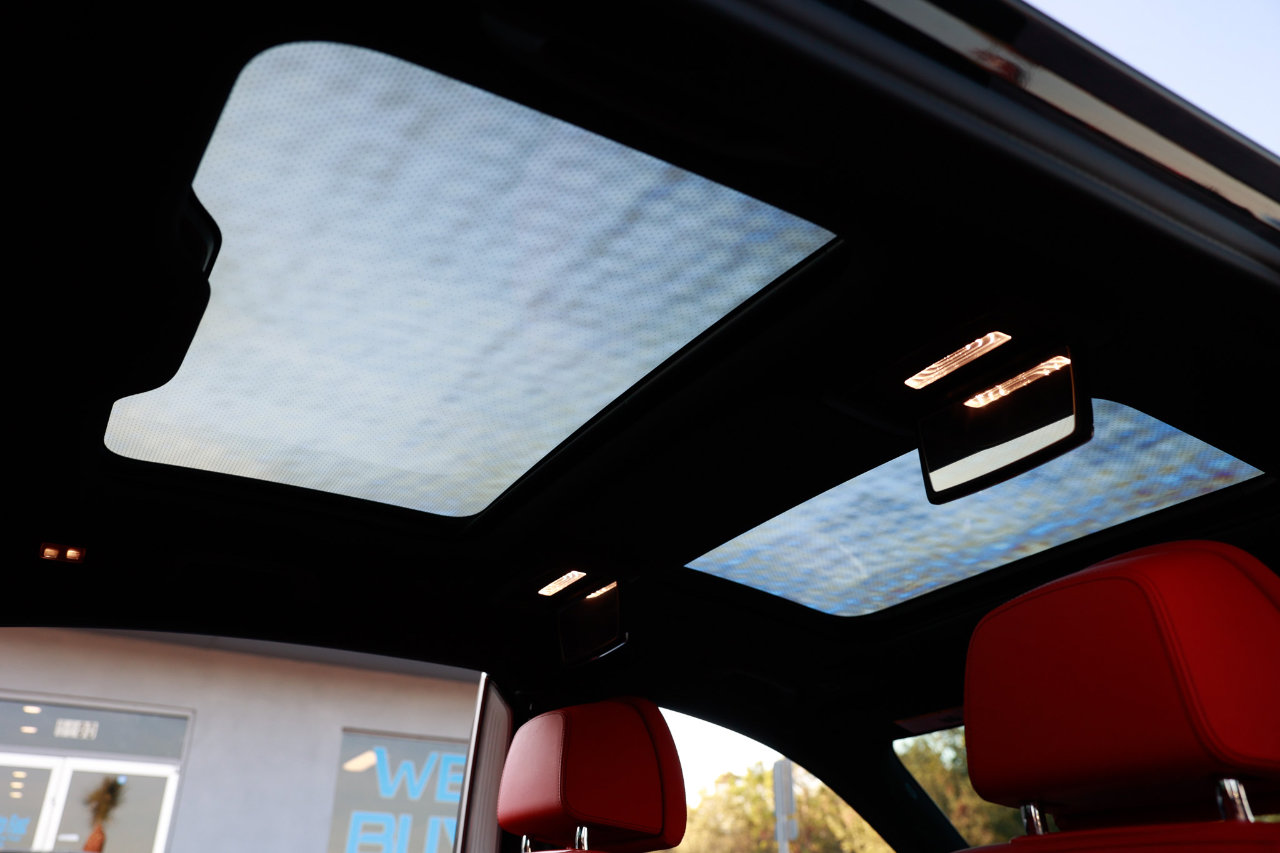 Used 2021 BMW 750i xDrive w/ Luxury Rear Seating Package image 25