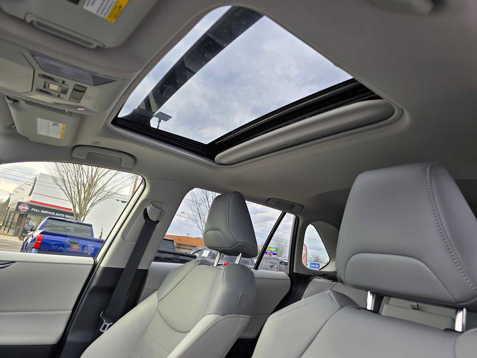 Certified 2025 Toyota RAV4 XLE Premium image 23