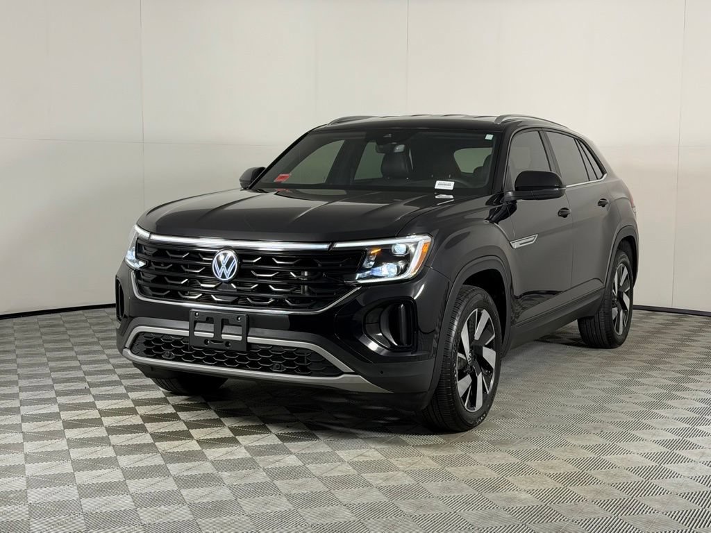 Used 2025 Volkswagen Atlas Cross Sport SE AWD/4WD image 4