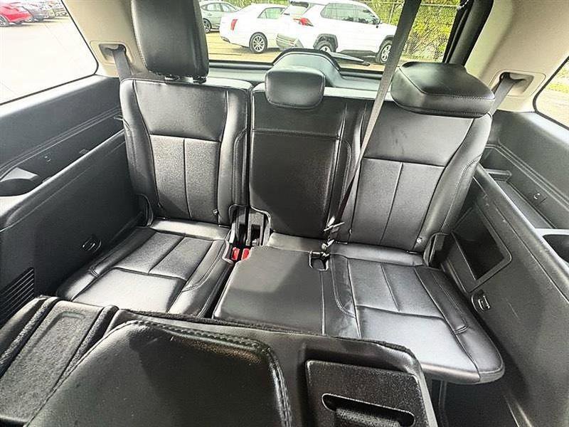 Used 2022 Ford Expedition XLT AWD/4WD image 51