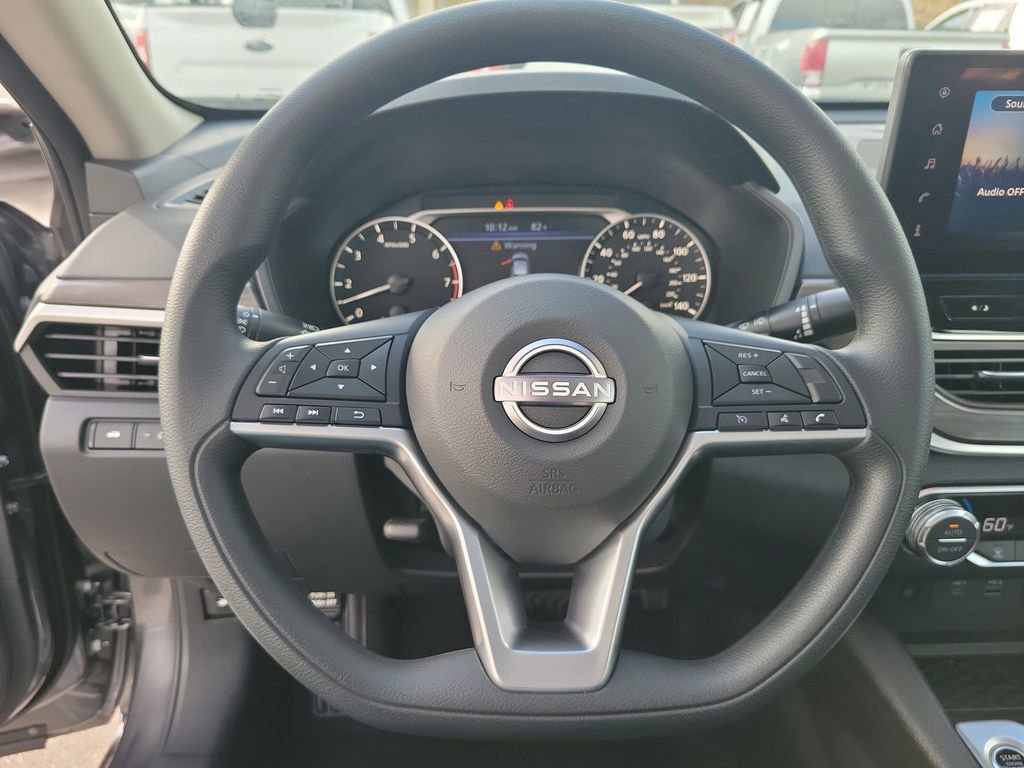 Used 2025 Nissan Altima 2.5 SV w/ SV Special Edition Package image 18