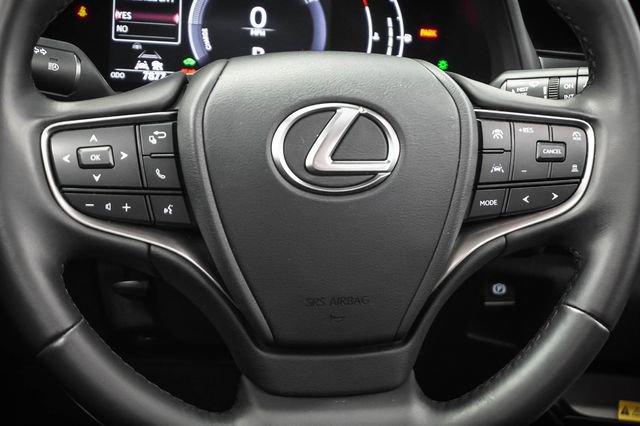 Certified 2025 Lexus UX 300h FWD w/ Accessory Package (Z2) image 13