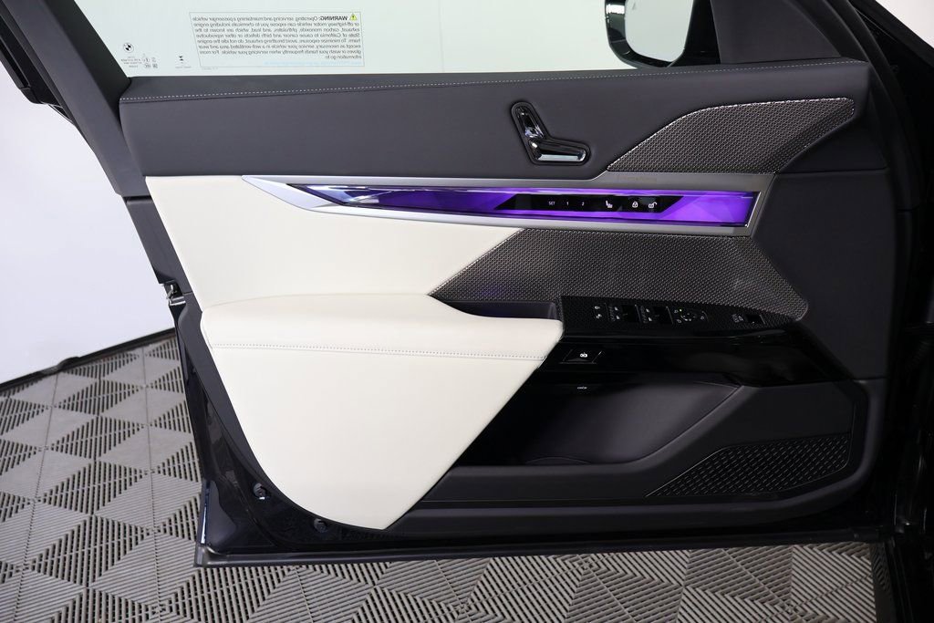 New 2026 BMW 740i w/ Premium Package image 7