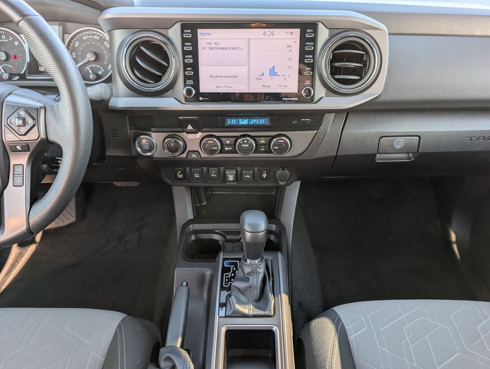 Used 2022 Toyota Tacoma TRD Sport w/ Technology Package AWD/4WD image 7