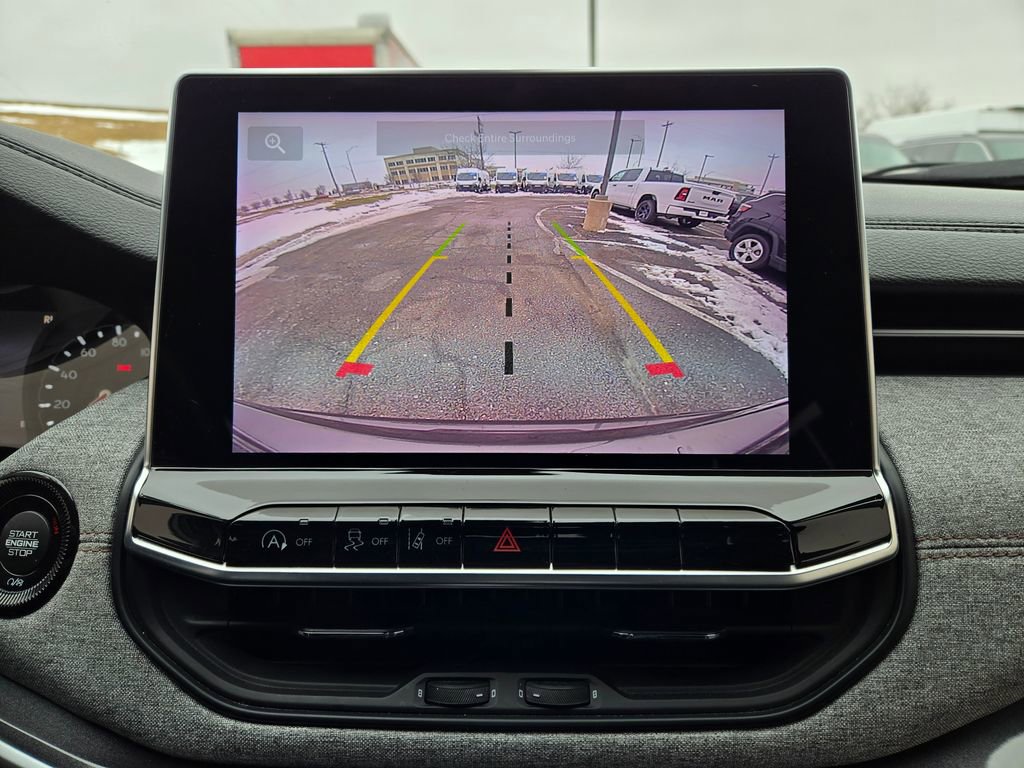 Used 2022 Jeep Compass Latitude image 21