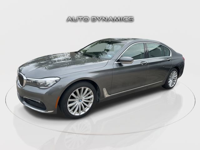 Used 2018 BMW 740i RWD image 2