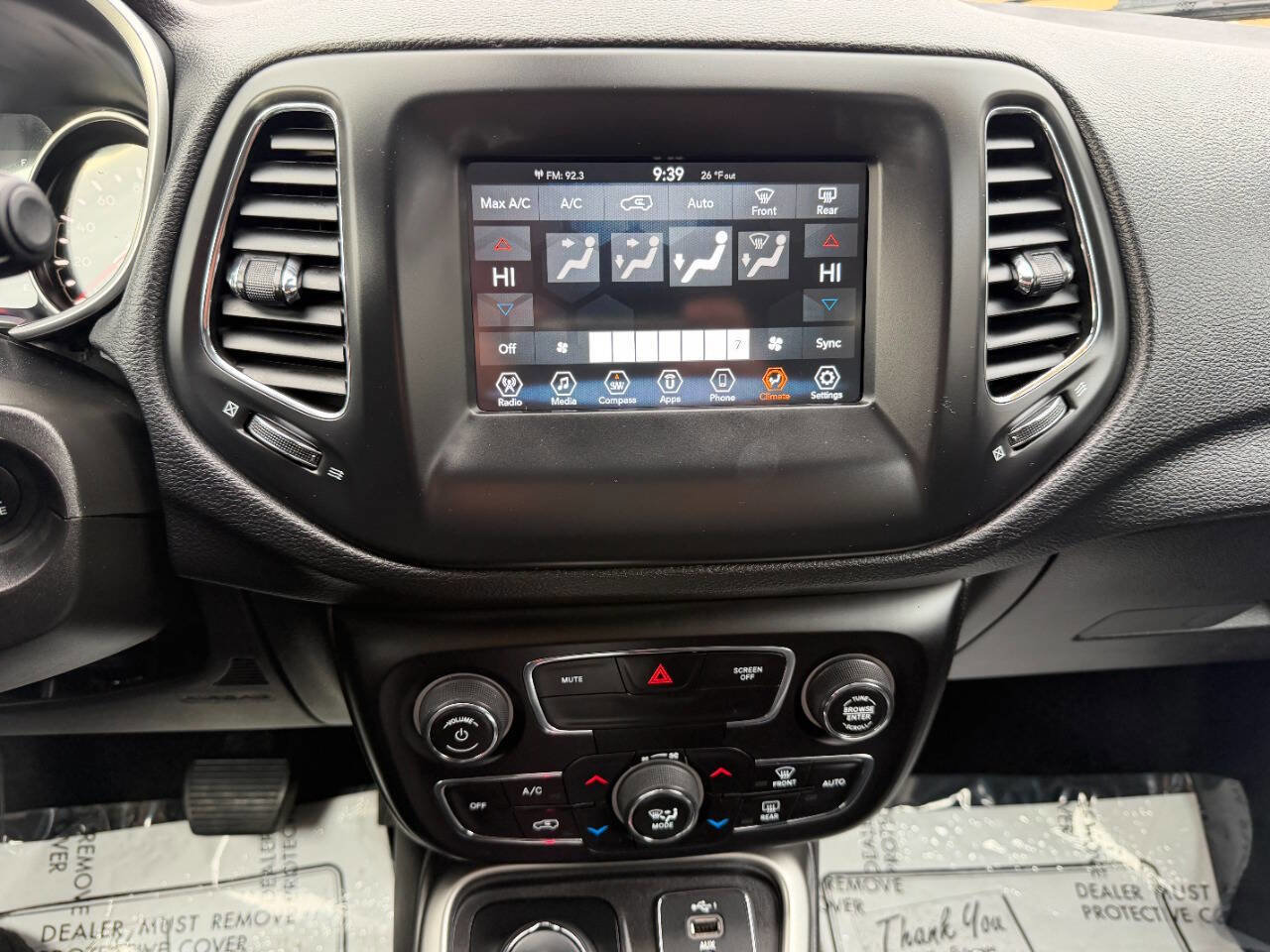 Used 2019 Jeep Compass Latitude image 39