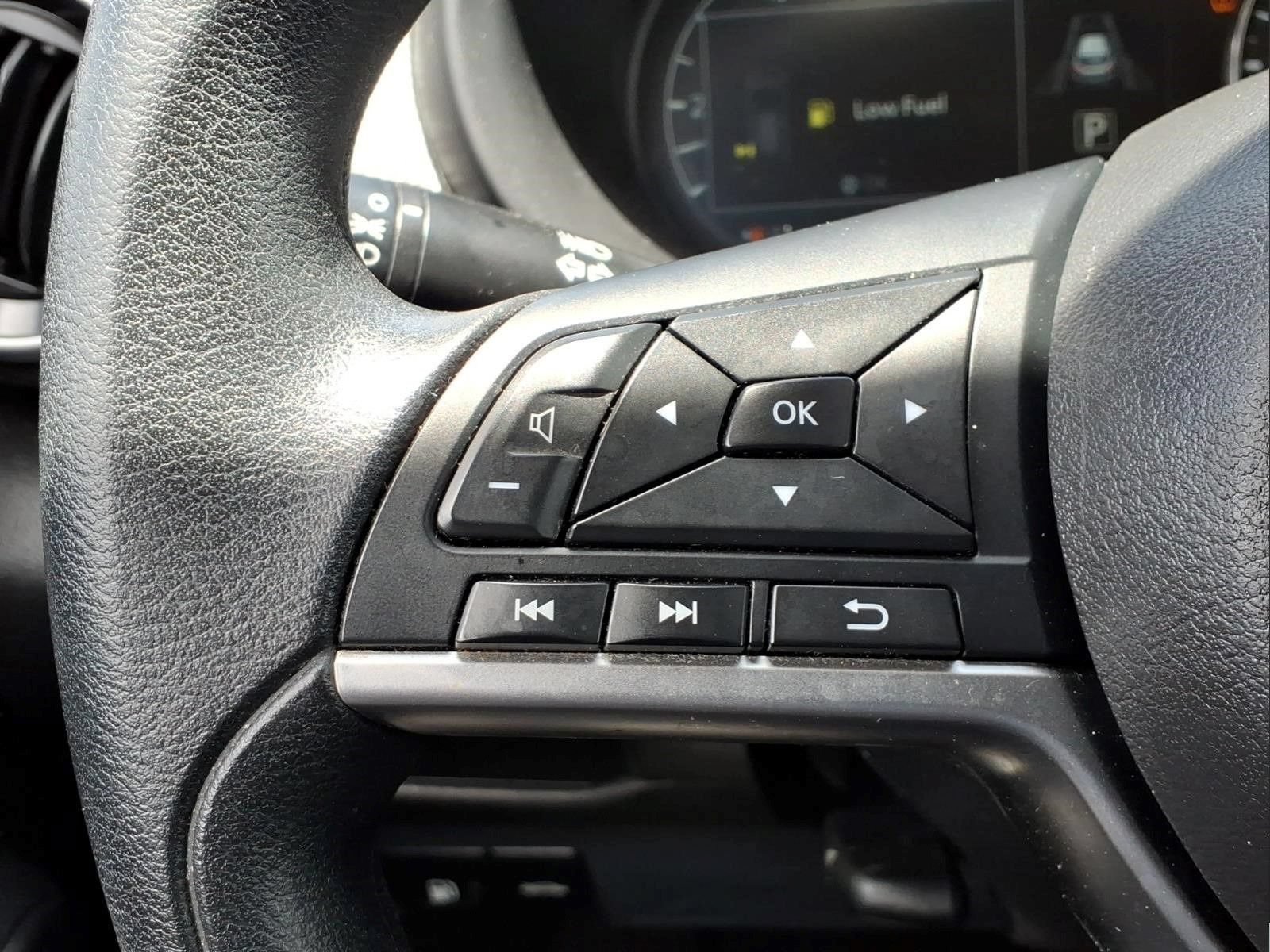 Used 2022 Nissan Kicks SV FWD image 24