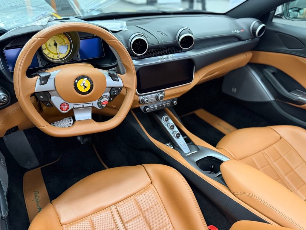Used 2022 Ferrari Portofino M RWD image 9