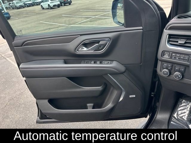 Used 2022 Chevrolet Suburban RST w/ Luxury Package image 20