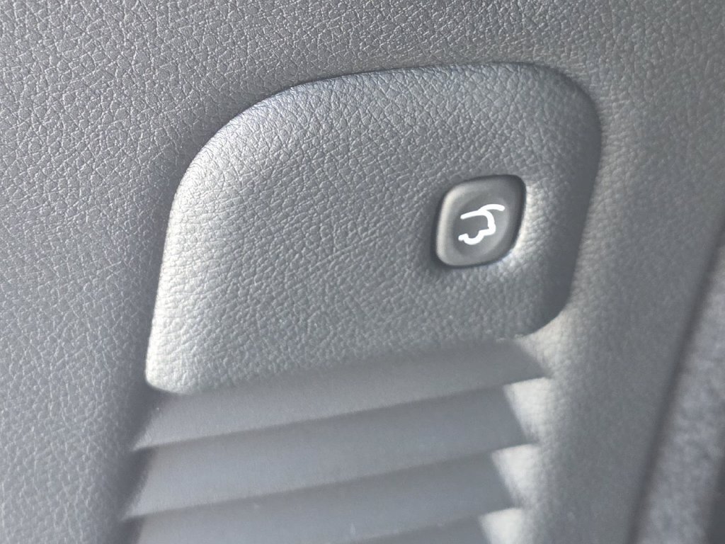 New 2026 Dodge Durango GT w/ Blacktop Package RWD image 13