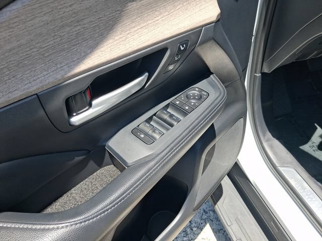 Used 2025 Toyota Grand Highlander AWD image 15