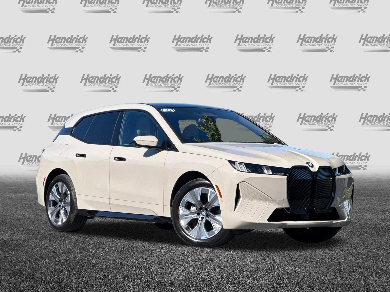Used 2026 BMW iX xDrive45 AWD/4WD image 2