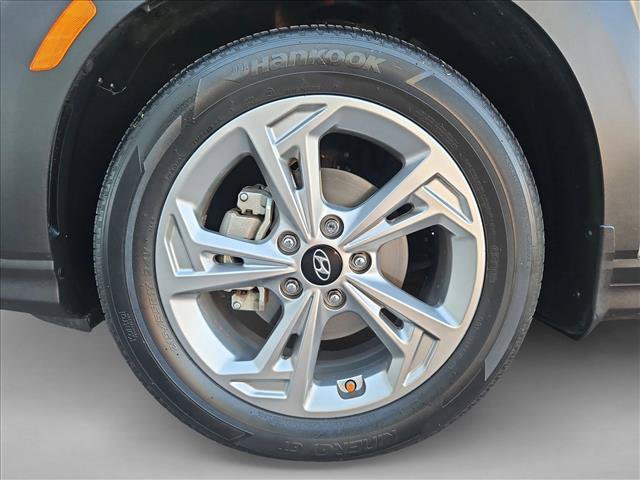 Used 2023 Hyundai Kona SEL FWD image 22