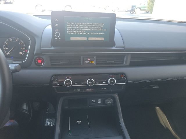 Certified 2025 Honda Pilot Touring image 23