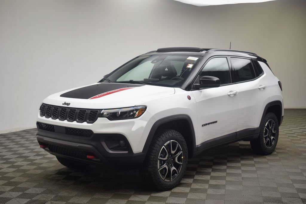 New 2026 Jeep Compass Trailhawk image 15