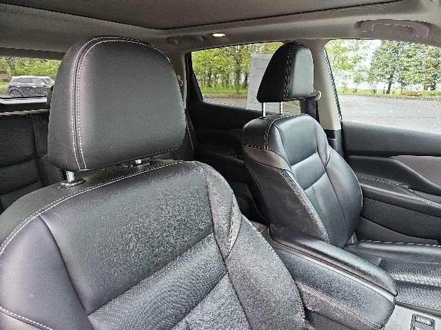 Used 2022 Nissan Murano SL w/ SL Moonroof Package AWD/4WD image 12