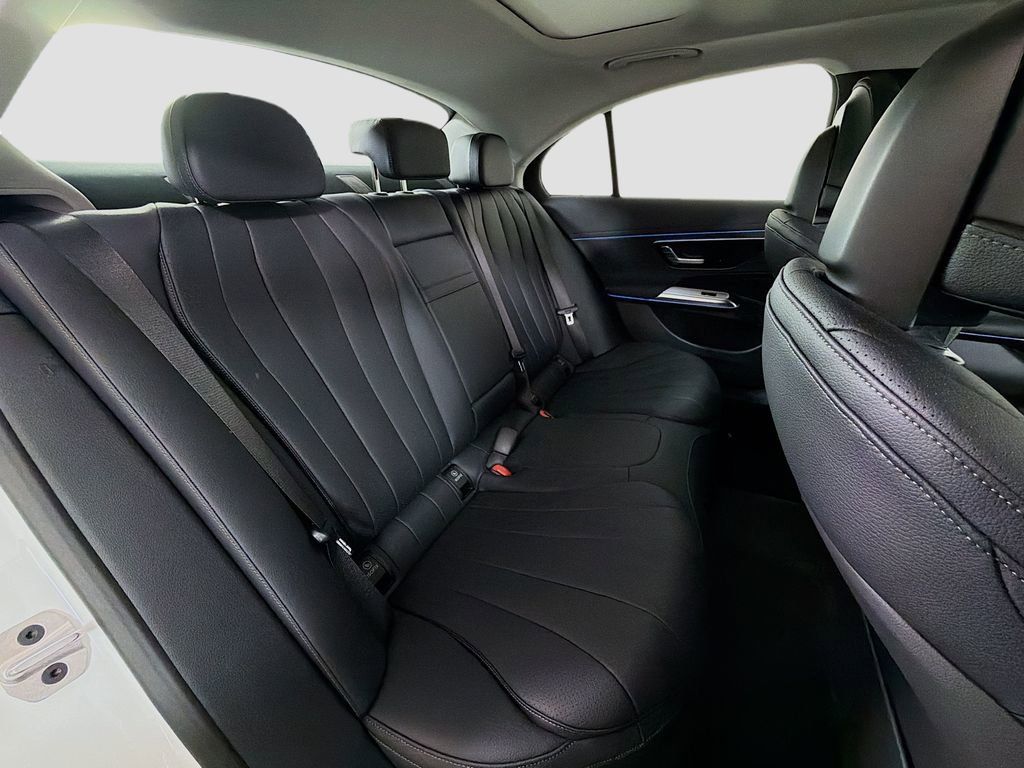 New 2026 Mercedes-Benz E 450 4MATIC Sedan image 29