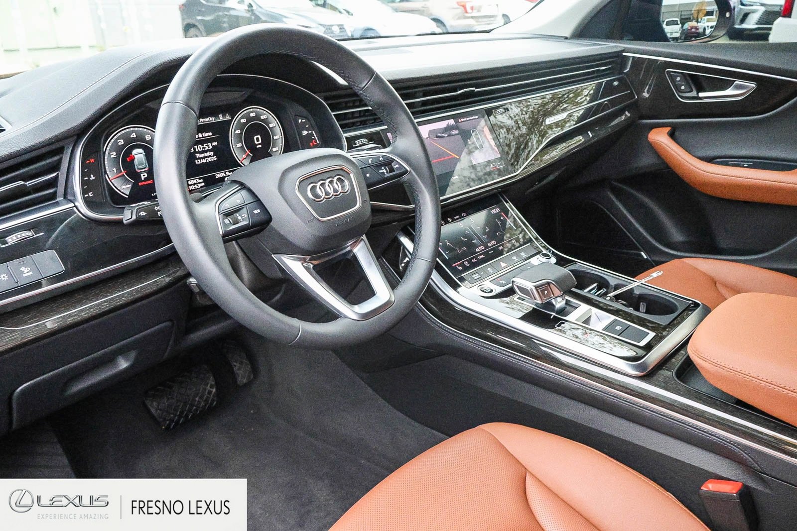 Used 2023 Audi Q8 Premium Plus w/ Premium Plus Package image 21