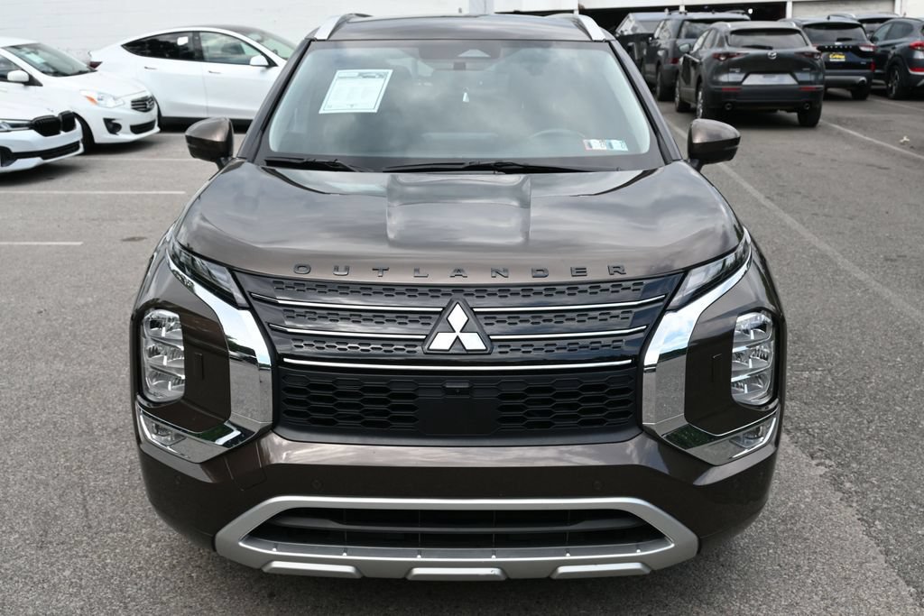 Used 2024 Mitsubishi Outlander SEL Black Edition AWD/4WD image 5