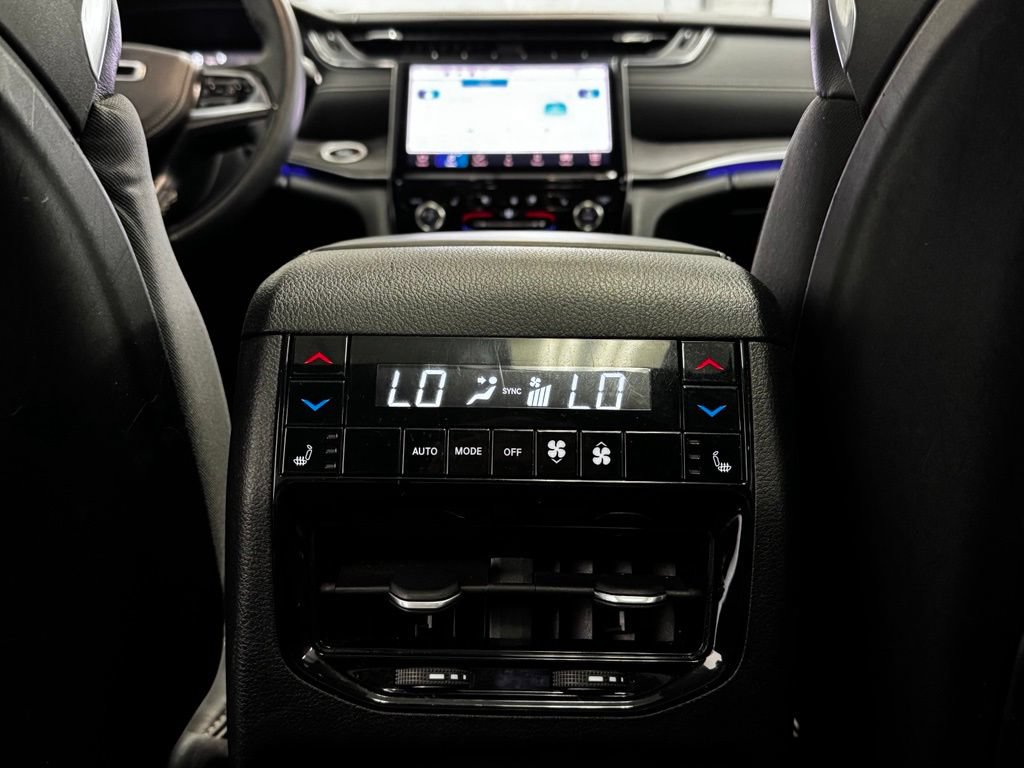 Certified 2021 Jeep Grand Cherokee L Overland w/ Advanced Protech Group III AWD/4WD image 10