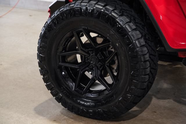 Used 2023 Jeep Wrangler Unlimited Rubicon 392 w/ Trailer Tow Package AWD/4WD image 10
