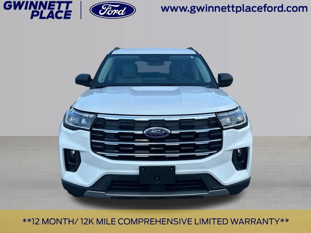 Used 2025 Ford Explorer Active w/ Active Comfort Package AWD/4WD image 2