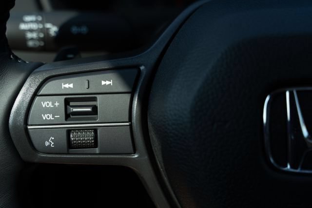 Used 2025 Honda Accord EX-L image 21
