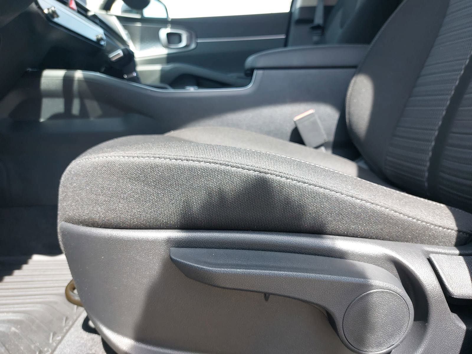 New 2026 Kia Sorento LX FWD image 27