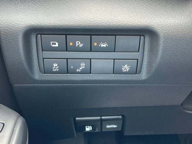 New 2025 Nissan Kicks Play S FWD image 25