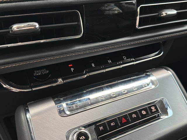 New 2026 Lincoln Aviator 2WD image 30