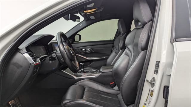 Used 2022 BMW M3 w/ M Carbon Exterior Package RWD image 14